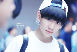 娱乐圈王源爆料吃瓜事件,娱乐圈吃瓜事件大揭秘